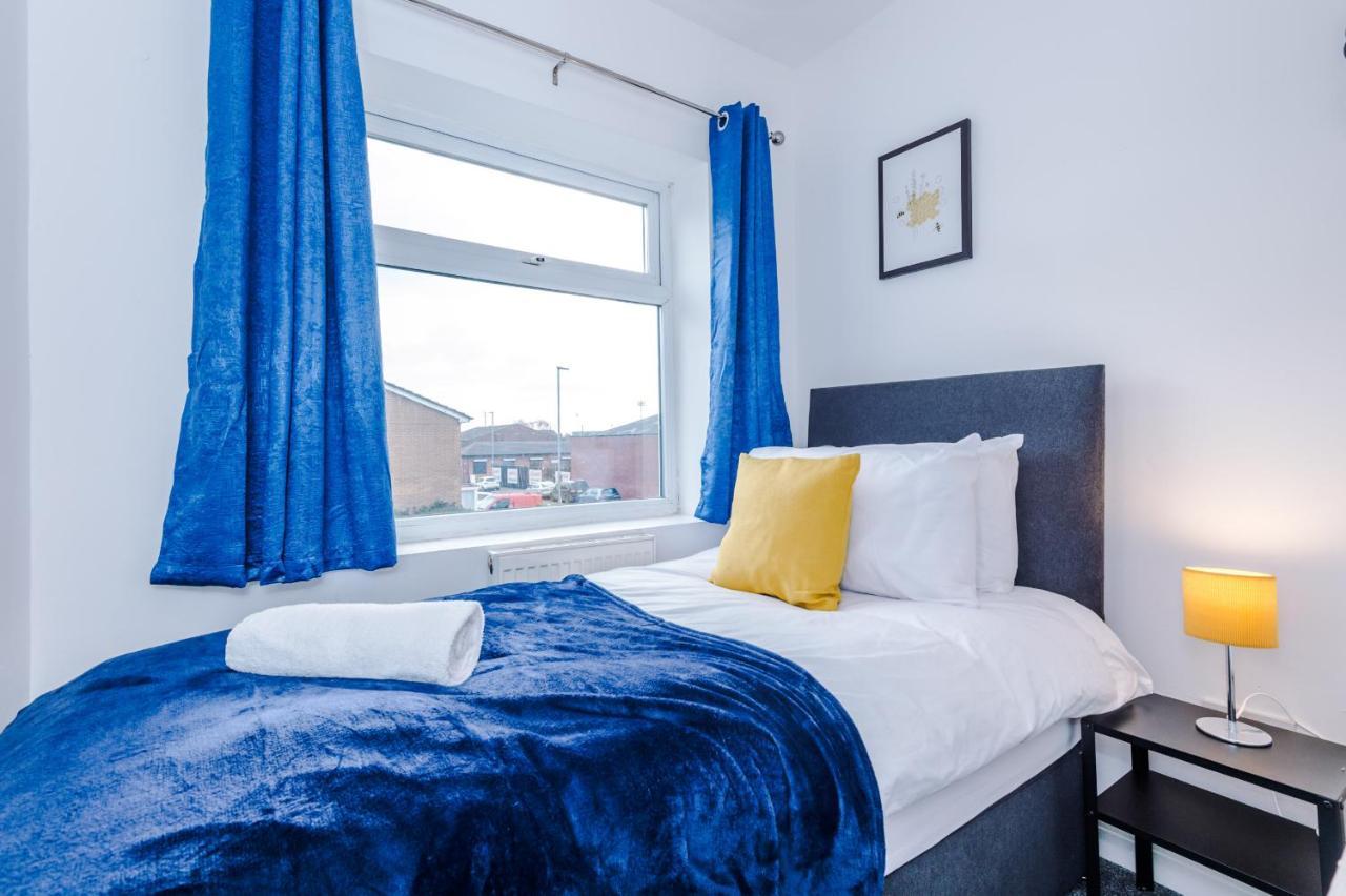 Half Mile To Etihad Stadium & Coop Arena, Free Parking, 6 Ppl Villa Manchester Buitenkant foto