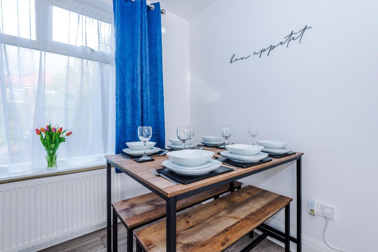 Half Mile To Etihad Stadium & Coop Arena, Free Parking, 6 Ppl Villa Manchester Buitenkant foto